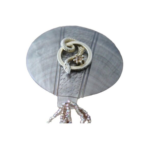 Vintage Mother Of Pearl Fan Brooch With Snake & Beaded Tassel Accent - Picture 5 of 6
